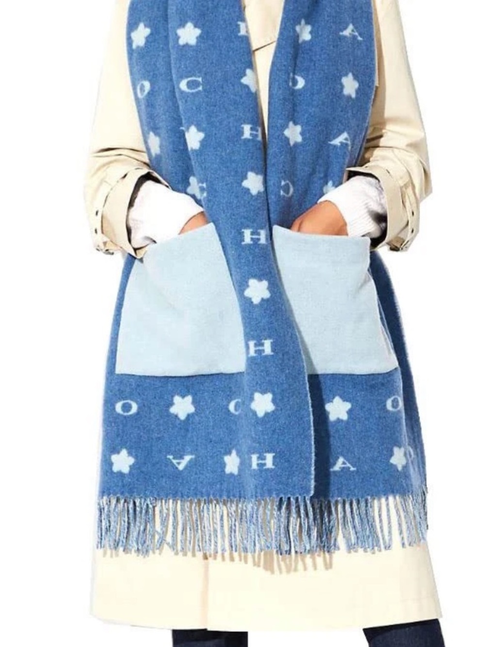 COACH Sky Blue Star Motif Oversized muffler with Pocket Panels-OS